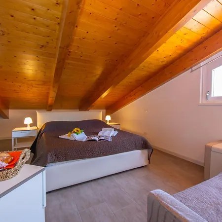 Modern Ulivi Appartement Mezzegra