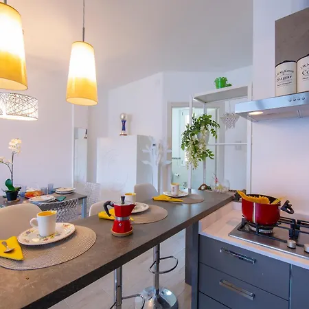 Modern Ulivi Mezzegra